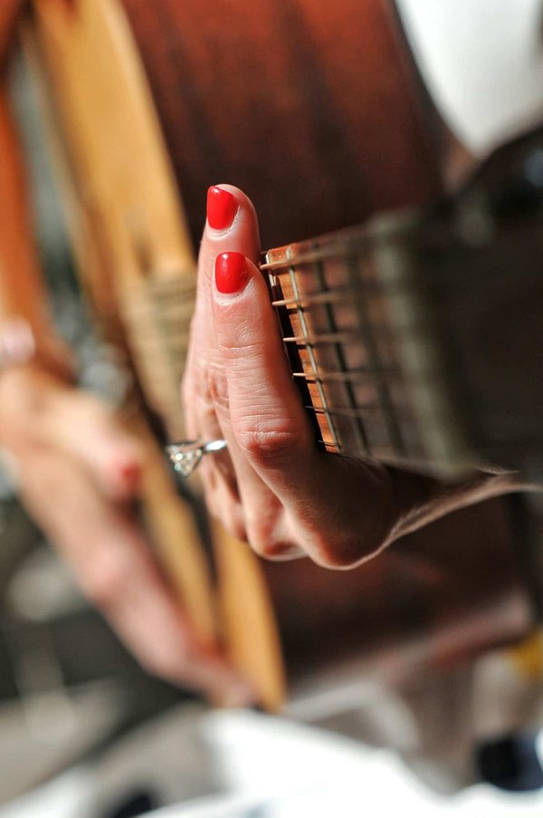 Quels bénéfices les seniors peuvent-ils tirer de la participation à des chorales ou des ensembles musicaux?